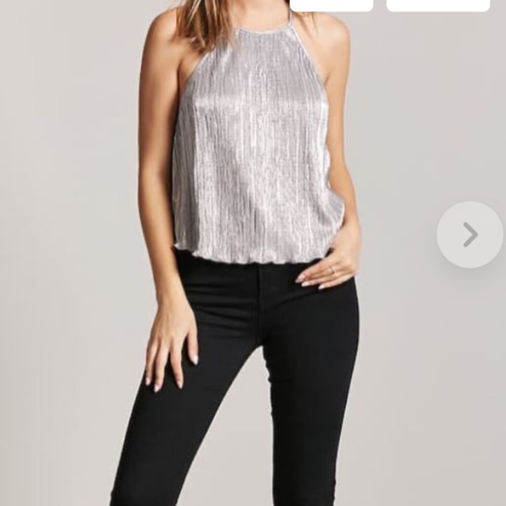 Loose Button! Forever 21 shiny tank crop top